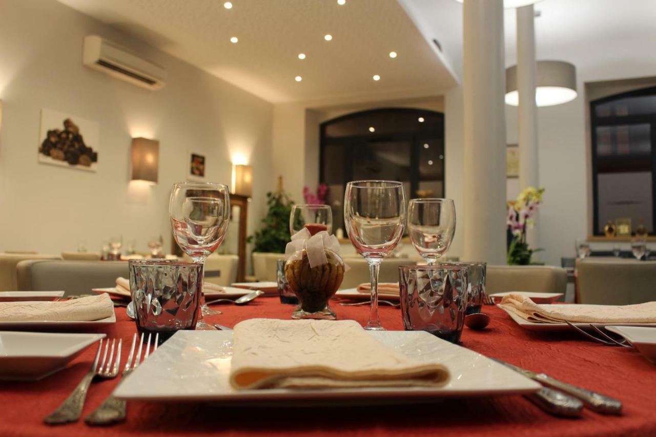 Le Vic De De Lomagne Bed & Breakfast Lavit Exterior photo